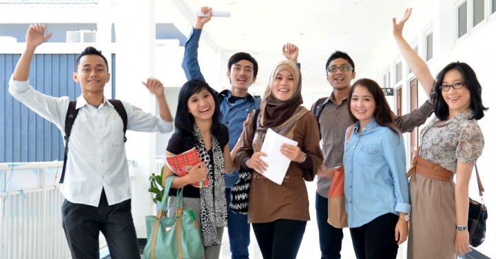 Perbedaan Tanggal Masuk Kuliah dengan Sekolah dan Alasannya 3 tanggal masuk kuliah kampus