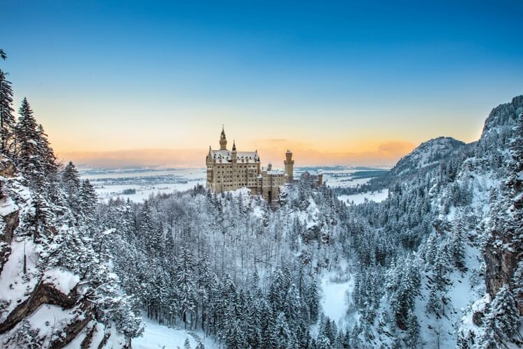 kastil bersejarah eropa Neuschwanstein Castle