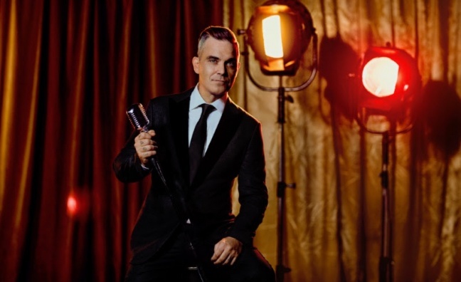 Robbie Williams dan Kiprahnya Mengembangkan Pendidikan Seni 3 robbie williams