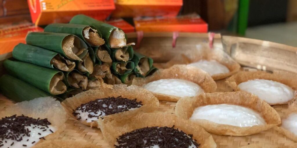 jajanan unik Solo serabi notosuman